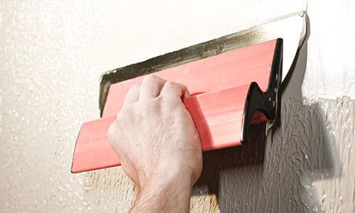 Nóż do gładzi / szpachli wygładza ścianę
